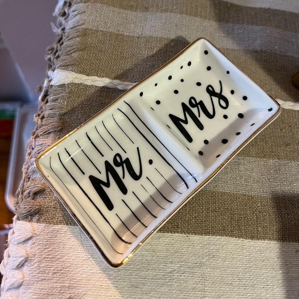 Small ring dish